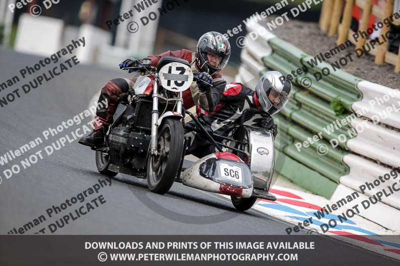 Vintage motorcycle club;eventdigitalimages;mallory park;mallory park trackday photographs;no limits trackdays;peter wileman photography;trackday digital images;trackday photos;vmcc festival 1000 bikes photographs